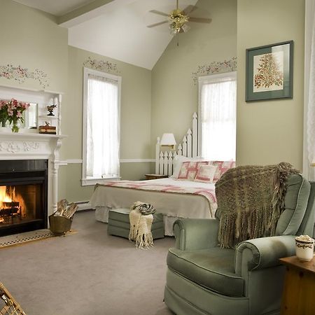 The Maple Leaf Inn Barnard 외부 사진