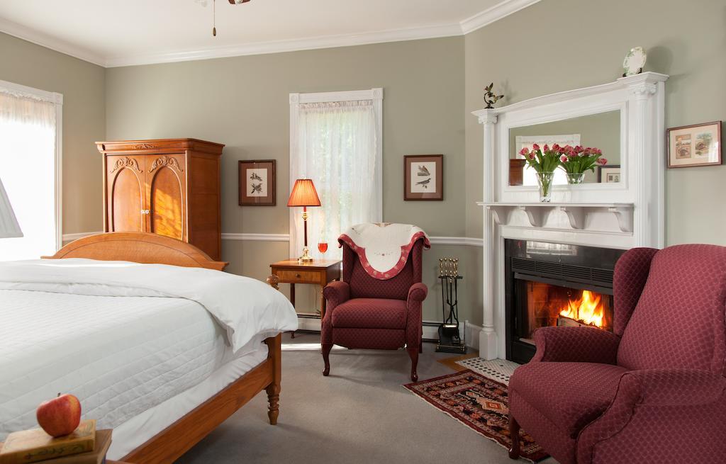 The Maple Leaf Inn Barnard 외부 사진